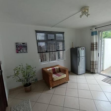 Surf House Holidays Ruisseau Creole 외부 사진