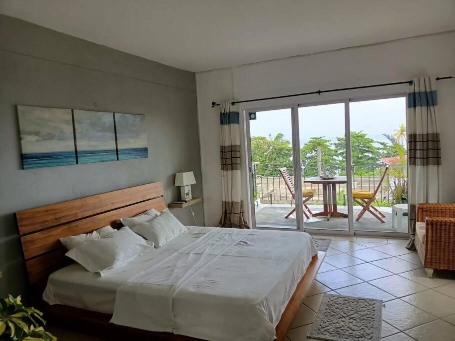Surf House Holidays Ruisseau Creole 외부 사진
